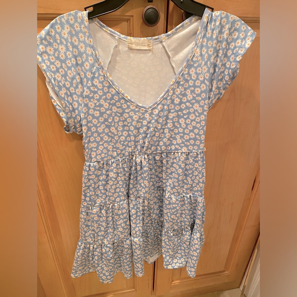 Xs Altar’d state blue floral dress